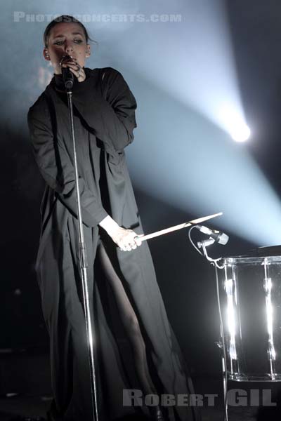 LYKKE LI - 2011-06-23 - PARIS - La Cigale - 